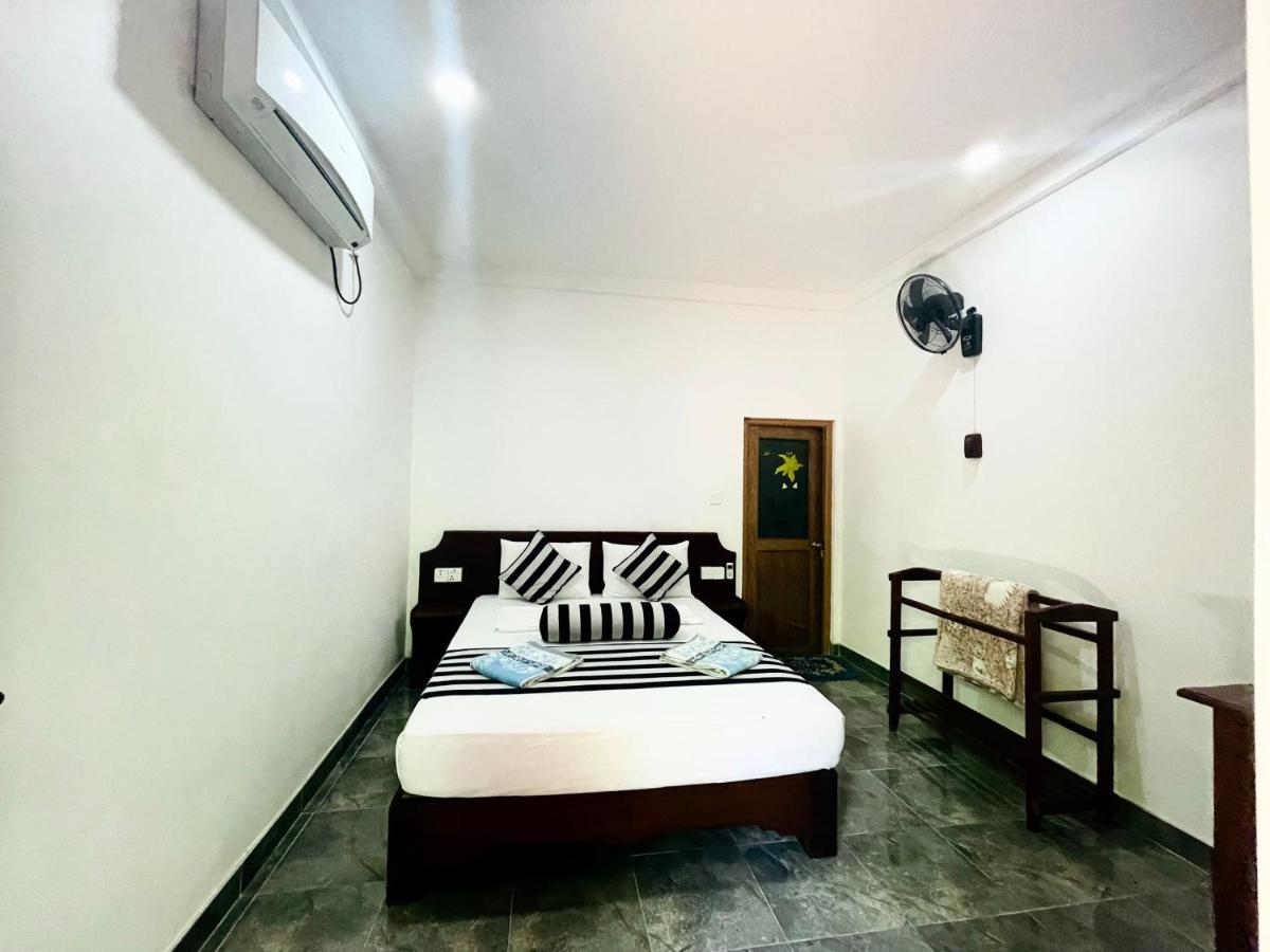 Gangadiya Lodge Sigiriya Esterno foto