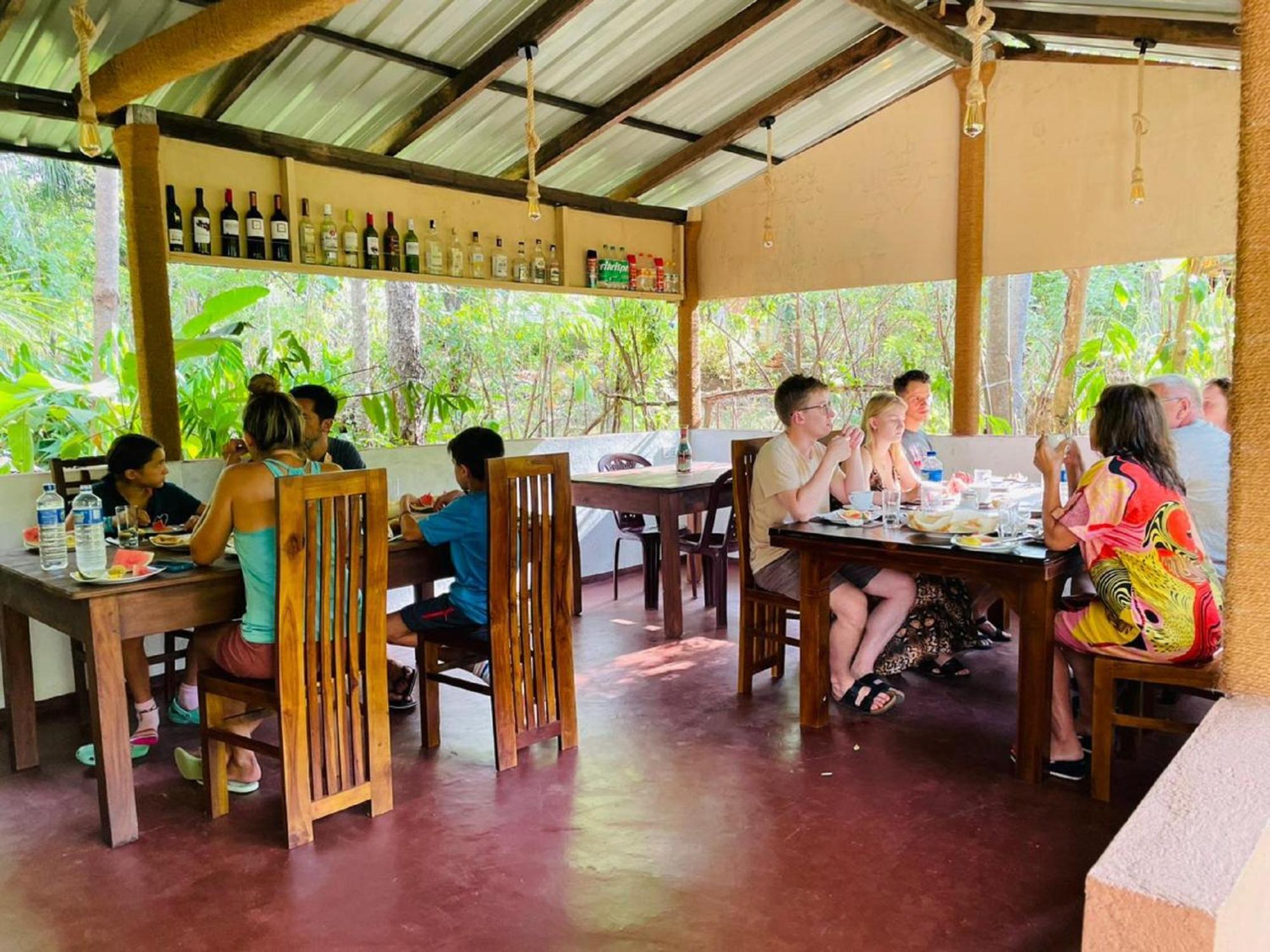 Gangadiya Lodge Sigiriya Esterno foto